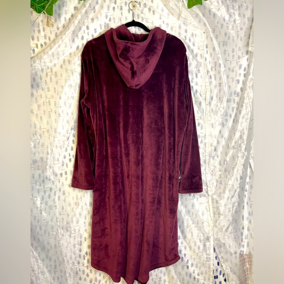 32 Degree Soft..sleep gown with kangaroo pocket L/XL so soft - Picture 3 of 9